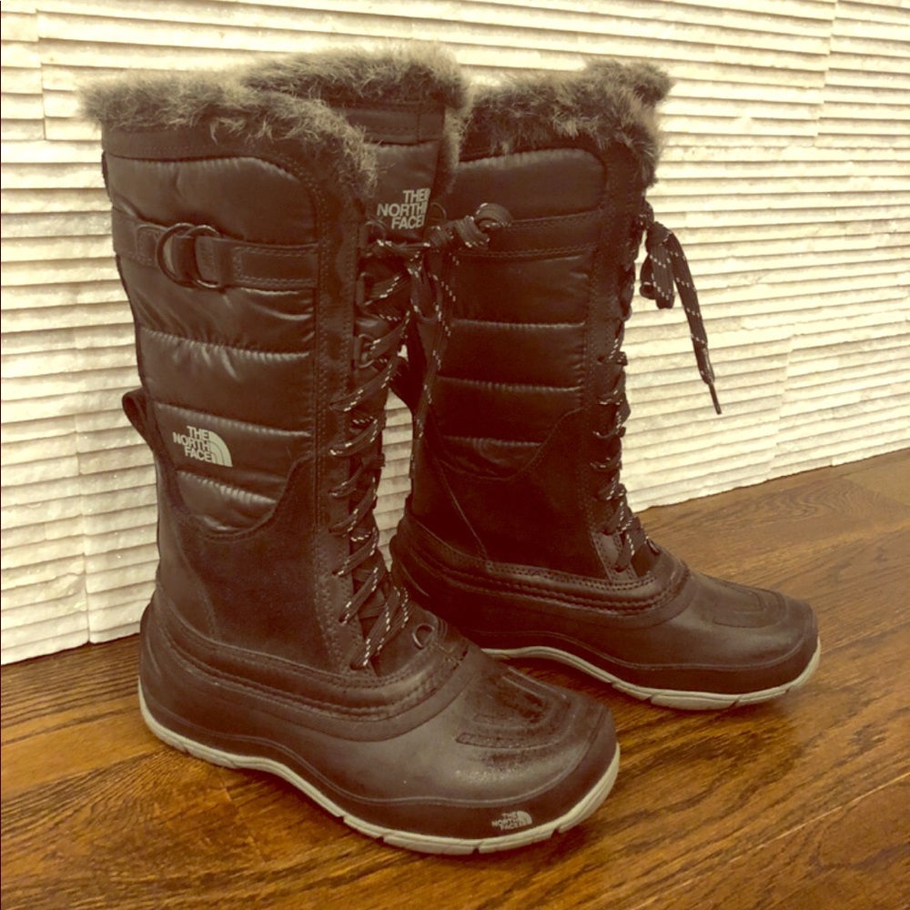 Women’s north face high snow boots